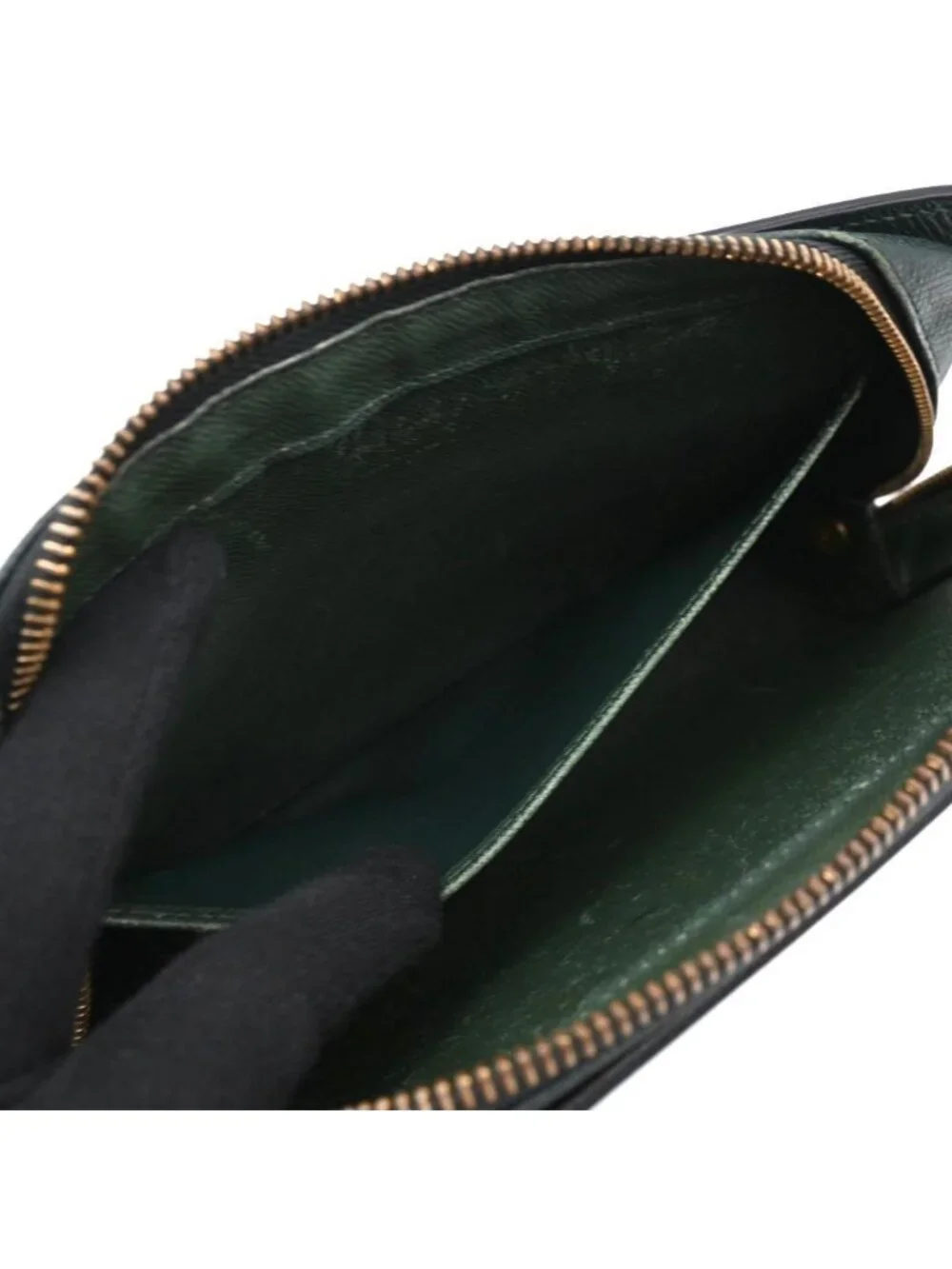 Louis Vuitton Taiga Baikal Second Epi Sea Clutch